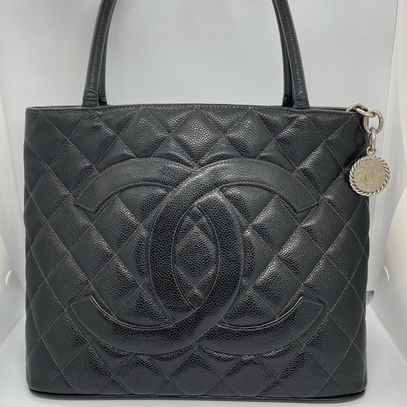 CHANEL Handbags - Authentic Black Chanel Medallion Medium Tote❤️